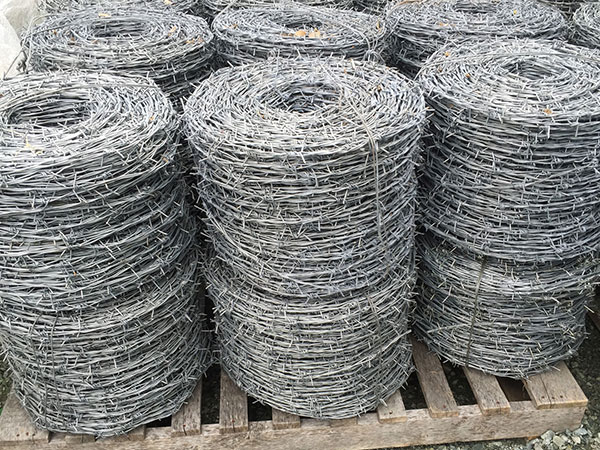 Wholesale Galvanized Wire Factory 3.5MM Zinc Coated Hot Dipped Galvanized  Steel Wire Manufacturer and Supplier